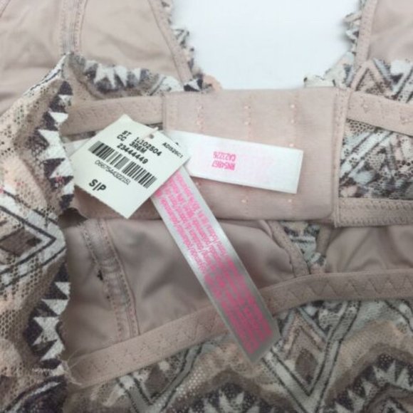 NWT Vs Pink Sz S Lace Aztec Print Halter Bralette - Picture 4 of 8